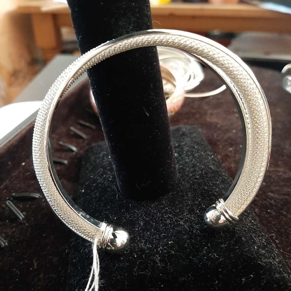 Ladies Jewelry